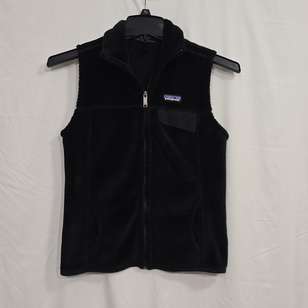 Patagonia Women’s M Black Full Zip Pockets Synchilla Vest